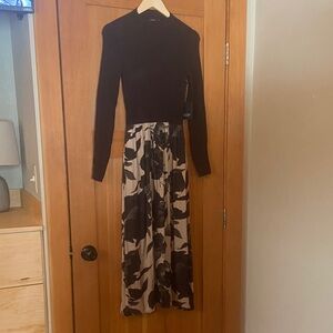 Simply Vera Wang Stylish Mixed Media Two-Tone Floral Maxi Dress with Knit Bodice